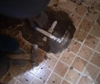 怀安卫生间漏水维修公司为您分享下卫生间渗水如何处理及注意事项
